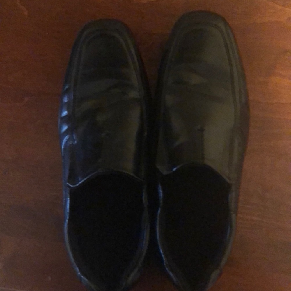 Black boys loafers. Size 6